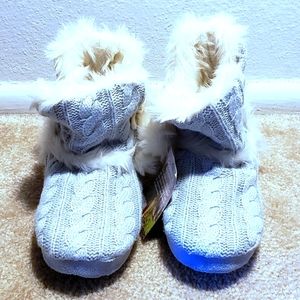 Bear Paw Slippers for Women Size Small